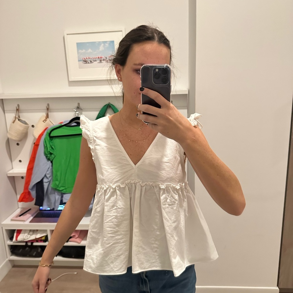Zara White Ruffled Tank - Picture 2 of 6